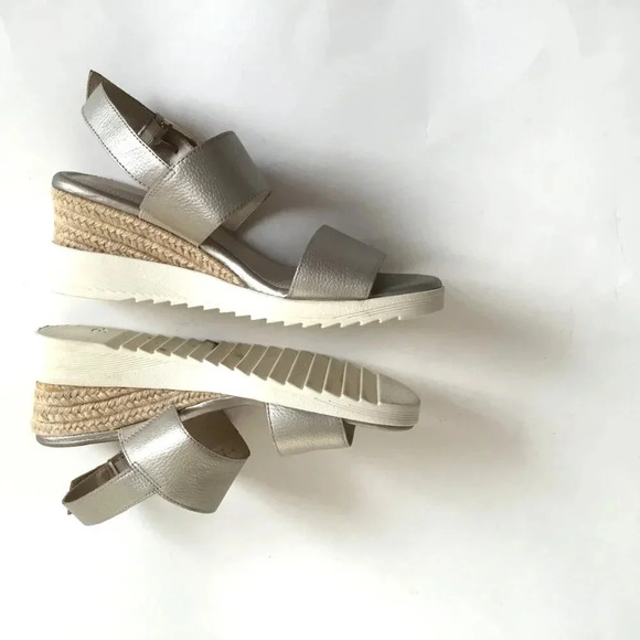 Evolve by Easy  Spirit Womens wedge sandal Heels Tan 7.5 Medium - Picture 5 of 12